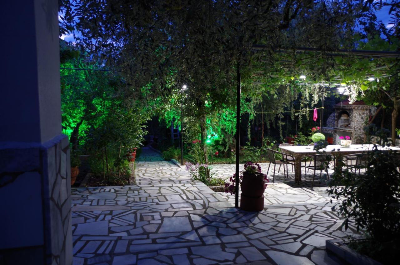 Garden Guesthouse Skala Kallirachis Exterior foto